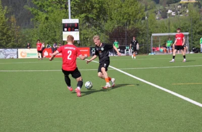 1. FC Schönheide (Bild vergr&ouml;&szlig;ern)
