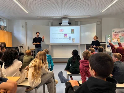 Interaktives Medientraining für unsere Dritties und Vierties (Bild vergr&ouml;&szlig;ern)