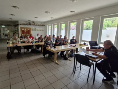 Foto zur Meldung: Waffensachkunde Foto zur Meldung: Waffensachkunde