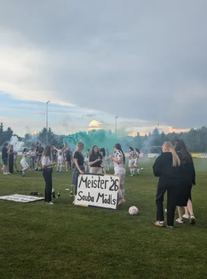 Jubel für die Prackenbacher Fußball-Damen