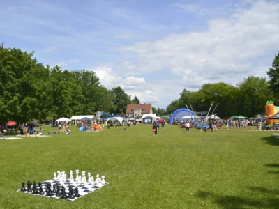 Meldung: Glück gehabt: Wettergott schickt sommerliche Temperaturen zum Kinderfest