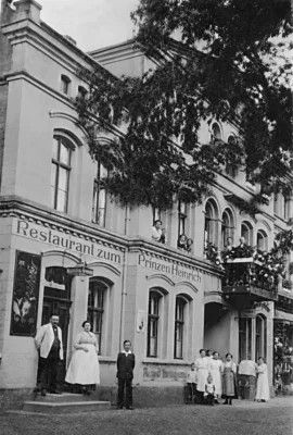 Rätselbild Juni 2026 I Foto: Stadtarchiv Wittenberge (Bild vergr&ouml;&szlig;ern)