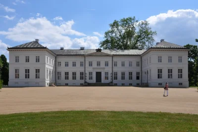 Schloss Neuhardenberg, Foto: Matthias Lubisch (Bild vergr&ouml;&szlig;ern)
