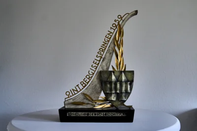 Olympiasieger Helmut Recknagel spendet Pokal zugunsten der Nachwuchsarbeit des WSV 1923 Bad Freienwalde (Bild vergr&ouml;&szlig;ern)