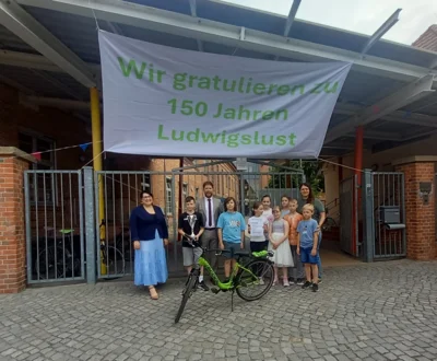Foto zur Meldung: Mit Teamgeist zum 2. Platz Foto zur Meldung: Mit Teamgeist zum 2. Platz