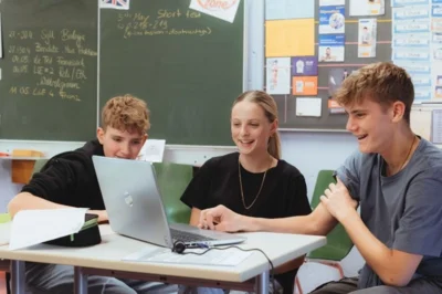 Finale Deutscher Schulpreis 2026 in Berlin - Wir sind dabei!! (Bild vergr&ouml;&szlig;ern)