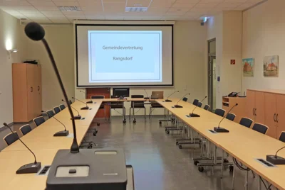 Foto: Sitzungssaal © Gemeinde Rangsdorf - AL14 Foto zur Meldung: Änderung in der Rangsdorfer Gemeindevertretung