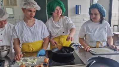 Unser Film „From Red to Green“ für den hr-Schülerwettbewerb nominiert (Bild vergr&ouml;&szlig;ern)