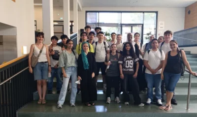Schüler*innen des Ergänzungsbandes an der TU Dortmund (Bild vergr&ouml;&szlig;ern)