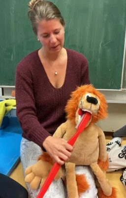 Meldung: Zahnarztbesuch in der 1. Klasse
