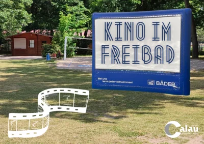 Die Finsterwalder Kinoleinwand wird am 17. Juli im Calauer Erlebnisbad aufgestellt. Fotomontage: Stadt Calau (Bild vergr&ouml;&szlig;ern)