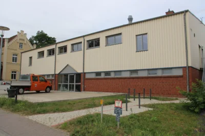 Neukalen feiert modernisierte Turnhalle