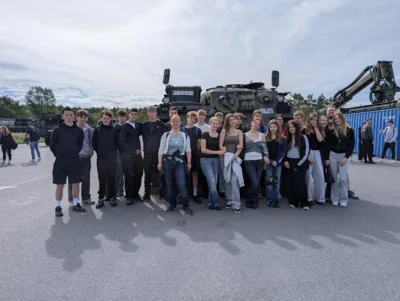 Schülerinnen und Schüler erhalten spannende Einblicke bei der Bundeswehr