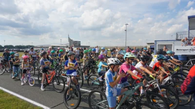 Kreisfinale der Kleinen Friedensfahrt in Oschersleben (Bild vergr&ouml;&szlig;ern)