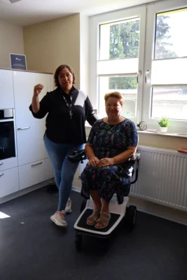 Besuch der Musterwohnung in der Leitstelle Pflege in Hof (Bild vergr&ouml;&szlig;ern)