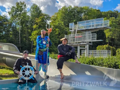 Neptun und sein Gefolge machen am 15. August das Pritzwalker Hainholz-schwimmbad unsicher. Wasserratten sind zu Spiel und Spaß willkommen. Foto: Stadt Pritzwalk (Bild vergr&ouml;&szlig;ern)