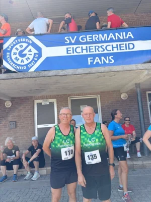 Karl-Heinz Jost und Uwe Klapper vor dem Start beim Heckenlauf in Eicherscheid