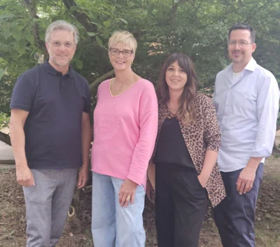 Bild KHS Fürth: v.l. Geschäftsführer Thomas Mörtel (KHS Fürth ), Karin Kiesel-Reichel (Fürth), stv. Obermeisterin Sabine Brink (Langenzenn), Obermeister Christian Hertlein (Oberasbach)