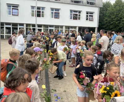 Verabschiedung unserer Viertklässler – Alles Gute für die Zukunft! (Bild vergr&ouml;&szlig;ern)