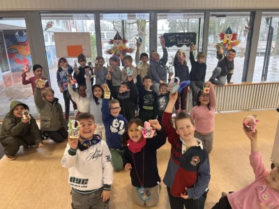 Osterfreude in der Klasse 1b (Bild vergr&ouml;&szlig;ern)