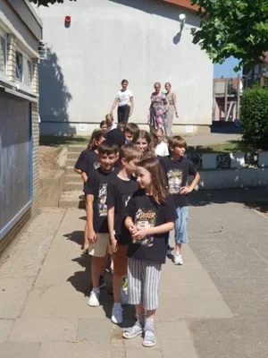 Abschied von der Sandrosenschule – Letzter Schultag für die 4. Klassen (Bild vergr&ouml;&szlig;ern)
