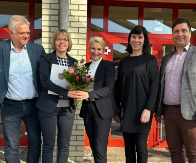 Foto zur Meldung: Anja Wilde zur neuen Leiterin der Regionalschule am Klüschenberg ernannt Foto zur Meldung: Anja Wilde zur neuen Leiterin der Regionalschule am Klüschenberg ernannt