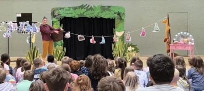 Theater: „Das verflixte Käsebrot“ bei uns zu Gast  — Ein starker Auftritt für die Welt der Gefühle
