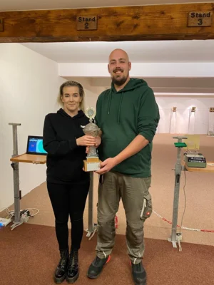 Pokalgewinnerin Melanie Goes (Bild vergr&ouml;&szlig;ern)