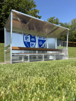 Foto zur Meldung: Neue Spielerkabinen Foto zur Meldung: Neue Spielerkabinen