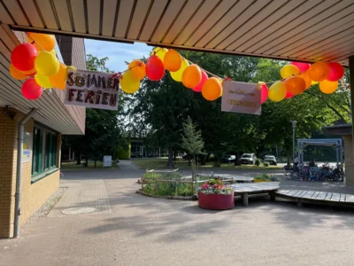 Schöne Ferien!