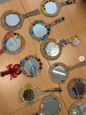 Märchenhafte Kunstwerke in der Löwenklasse (Bild vergr&ouml;&szlig;ern)