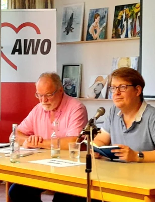 Malte Borsdorf liest aus seinem neuen Roman (Bild vergr&ouml;&szlig;ern)