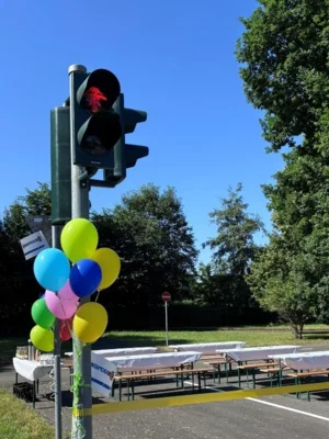 Reparierte Ampelanlage Verkehrsgarten (Bild vergr&ouml;&szlig;ern)