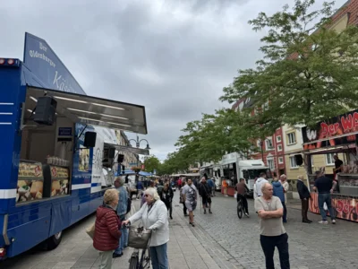 Marktschreier in der Bahnstraße I Foto: Johanna Pusch (Bild vergr&ouml;&szlig;ern)