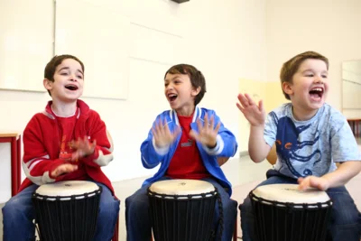 Foto: Spass an der Djembe Foto zur Meldung: Wer Musik macht, hat viele Vorteile!