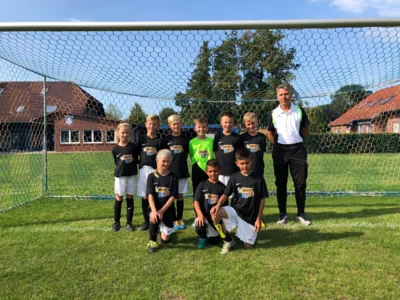 E2-Jugend Mannschaft 2019-2020 (Bild vergr&ouml;&szlig;ern)