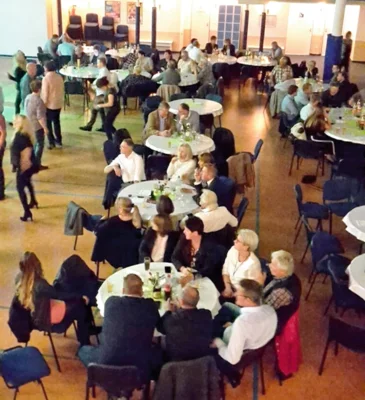 Jubiläumsparty (Bild vergr&ouml;&szlig;ern)