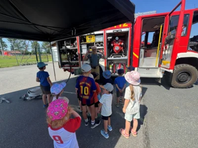 Feuerwehr hautnah im Kindergarten St. Martin