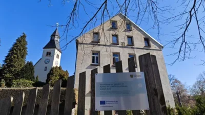 „Der Kirche aufs Dach steigen“ – Vereins- und Kirchenfest an der St.-Moritz-Kirche Taura