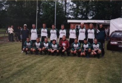1.Herren in der Saison 2000-2001 (Bild vergr&ouml;&szlig;ern)