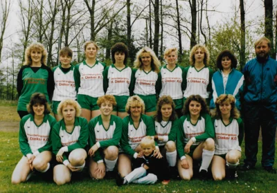 Damenmannschaft Saison 1990/1991 (Bild vergr&ouml;&szlig;ern)