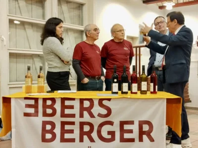 Politische Weinprobe (Bild vergr&ouml;&szlig;ern)