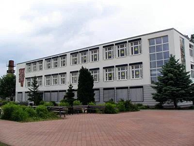 Grundschule „Am Windmühlenberg“ (Bild vergr&ouml;&szlig;ern)