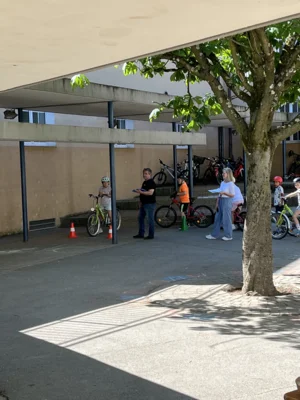 Sicher unterwegs, ADAC- Fahrradturnier 2026 an der Mörikeschule in Köngen (Bild vergr&ouml;&szlig;ern)