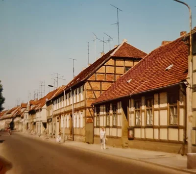 Meldung: Historisches Bild: Sommer in der Otto-Nuschke-Straße
