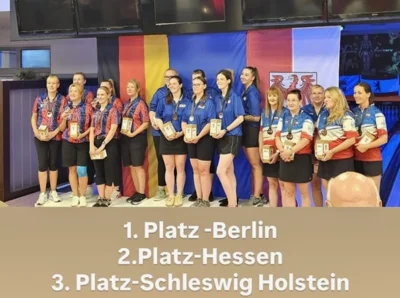 Siegerehrung (Bild vergr&ouml;&szlig;ern)