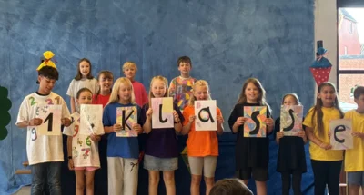 Endlich Schulkind - Einschulung an der Fürstenwall-Schule (Bild vergr&ouml;&szlig;ern)