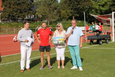 Ehrung für Rainer Behrens (Foto: M. Schmidt)