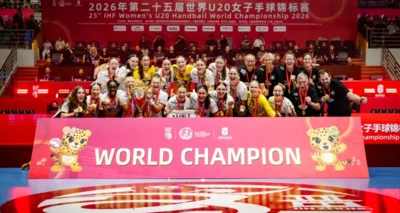 die weibliche U16- und U20-Nationalmannschaft des Deutschen Handballbundes (DHB) (Bild vergr&ouml;&szlig;ern)