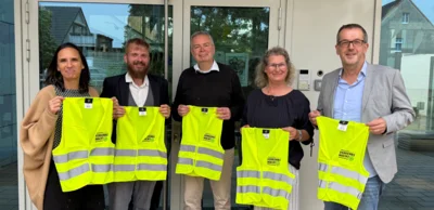 Claudia Müller (Schulverwaltung), Sven Kallenbach (Schulleiter), Prof. Utz von Wagner, Maja Knopf (2. Konrektorin) und Bürgermeister Sven Richter (v.l.n.r)